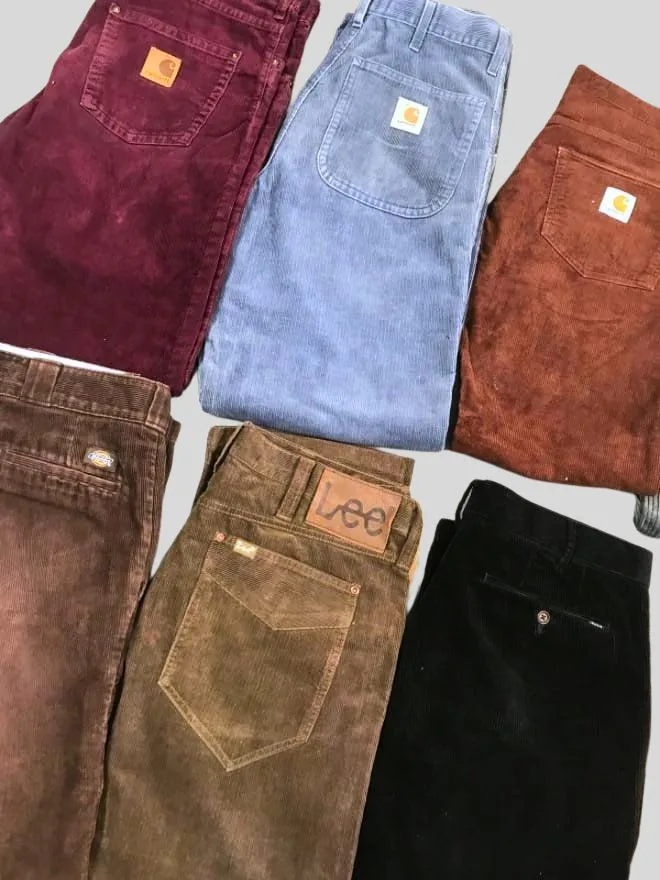 BUNDLE OF 10 VINTAGE COURTRIZE PANTS