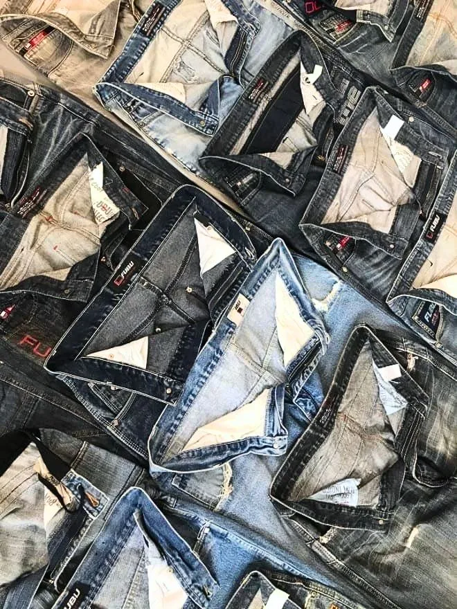 BUNDLE OF 20 FUBU VINTAGE CARGO DENIMS